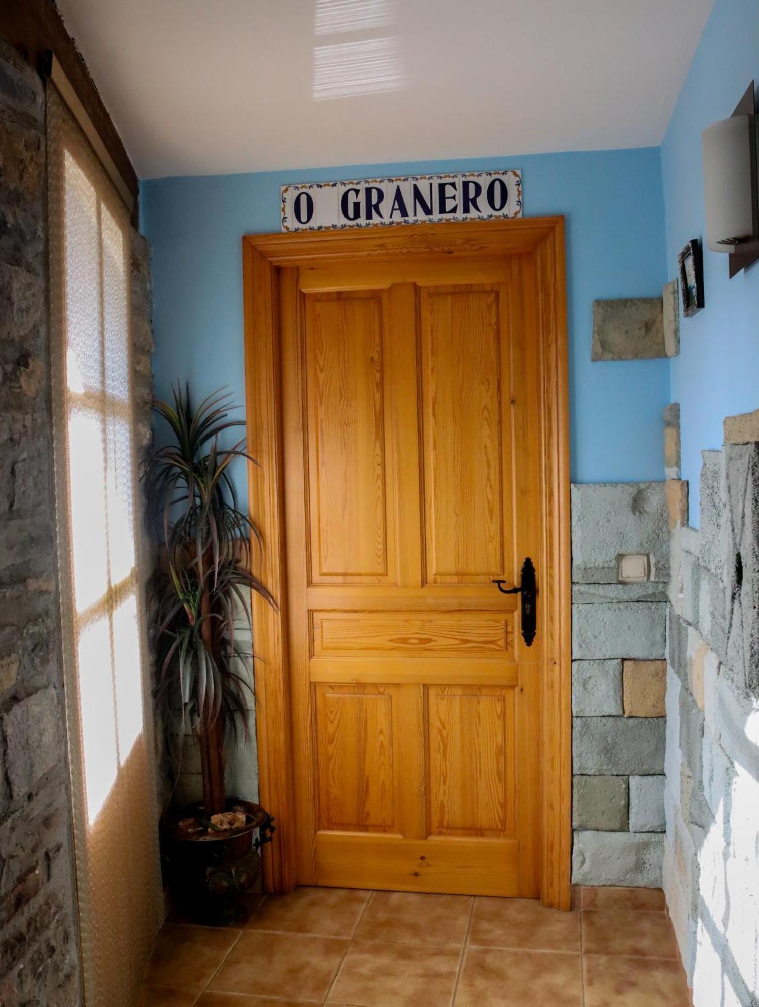 Las Bodegas De Claveria El Humo de Muro Εξωτερικό φωτογραφία